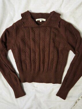 simple retro brown cropped sweater